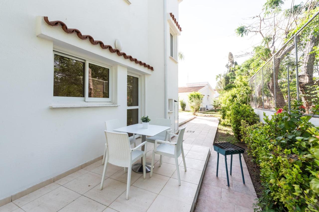 Fig Tree Z Holiday Resort Paralimni Exterior photo